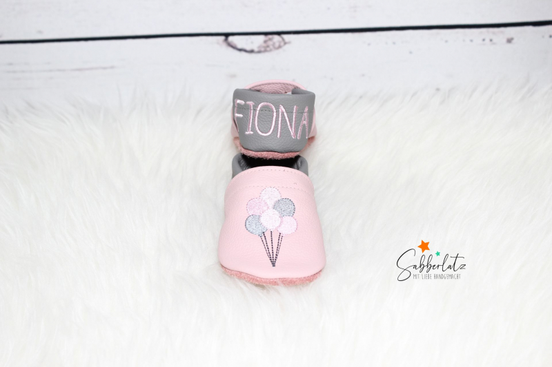 Hasen-Puschen mit Ballons