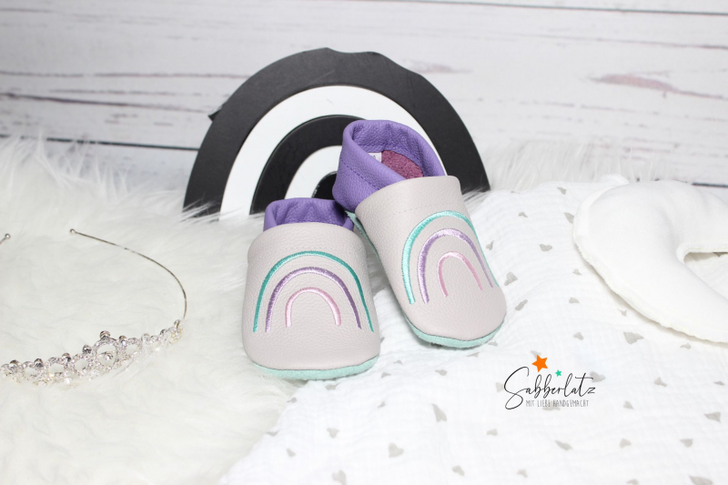 Preview: Regenbogen-Puschen