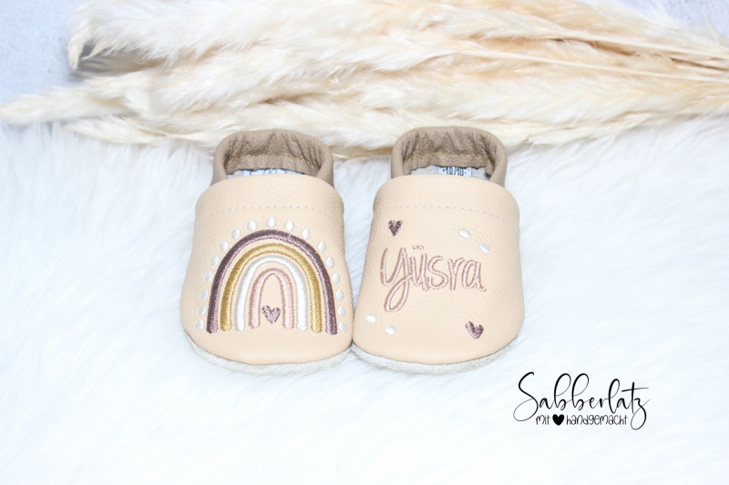 Preview: Regenbogen-Puschen