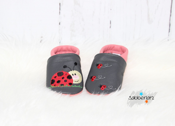 Marienkäfer-Puschen