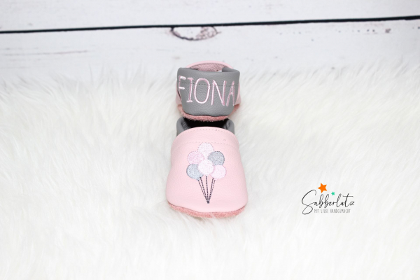 Hasen-Puschen mit Ballons