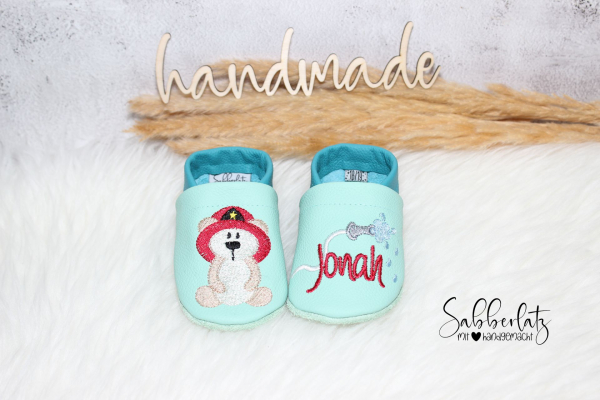 Feuerwehrbär-Puschen